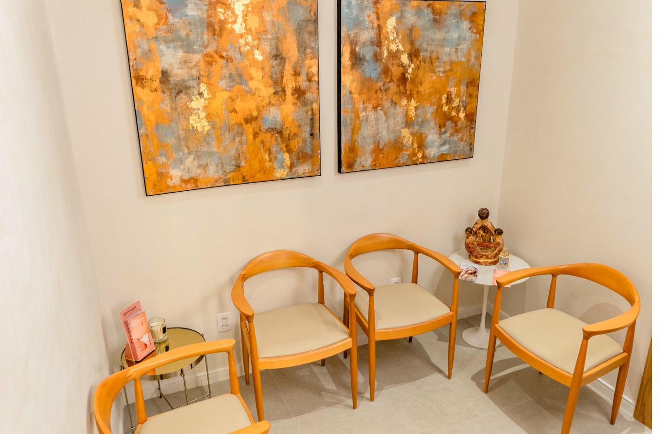 Ambiente interno da Clínica Khera em Pinheiros, São Paulo